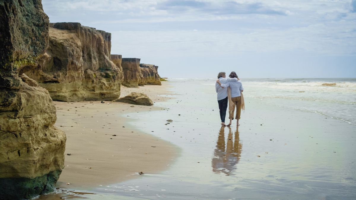 Crítica de “Cenizas al mar”, surrealismo y redención con Fabián Vena