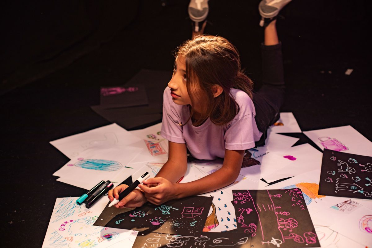 Se estrena la miniserie "Nube – Yo, mi primer objeto de arte", con Luana Mansilla