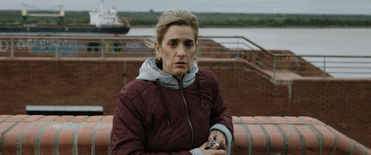 Crítica de "Perros del viento", regreso a las raíces con Luis Machín