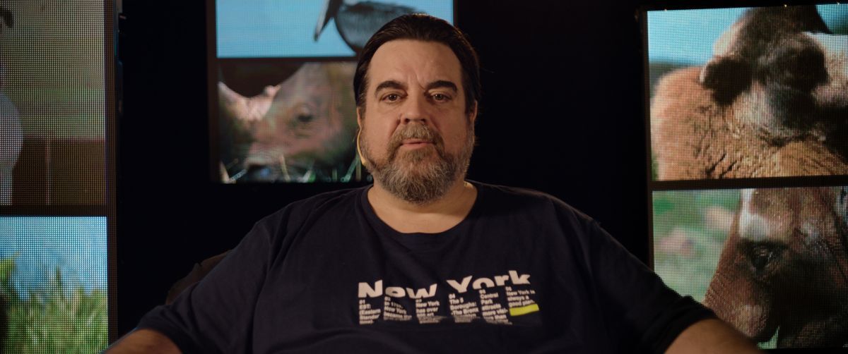 Crítica de "Perros del viento", regreso a las raíces con Luis Machín