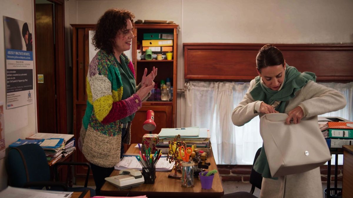 Crítica de "Algo incorrecto", Eleonora Wexler contra el abuso de menores