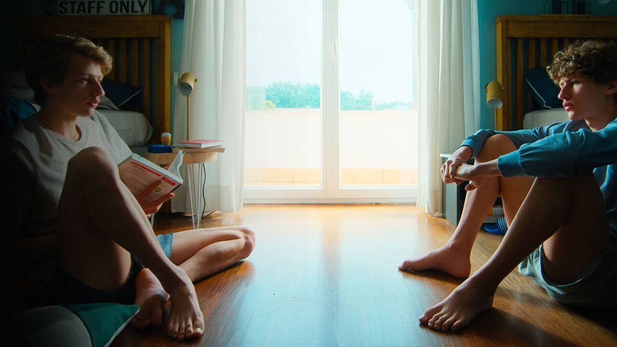 Crítica de "Prisma", la serie italiana LGBTQI+ que explora sobre la sexualidad de los adolescentes 