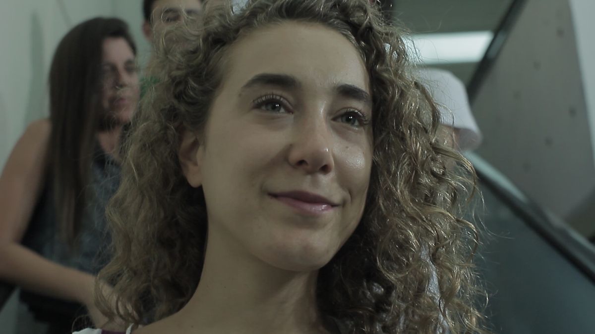 Crítica de "La provisoria", dramedy urbano  y coral de Melina Fernández da Silva y Nicolás Meta