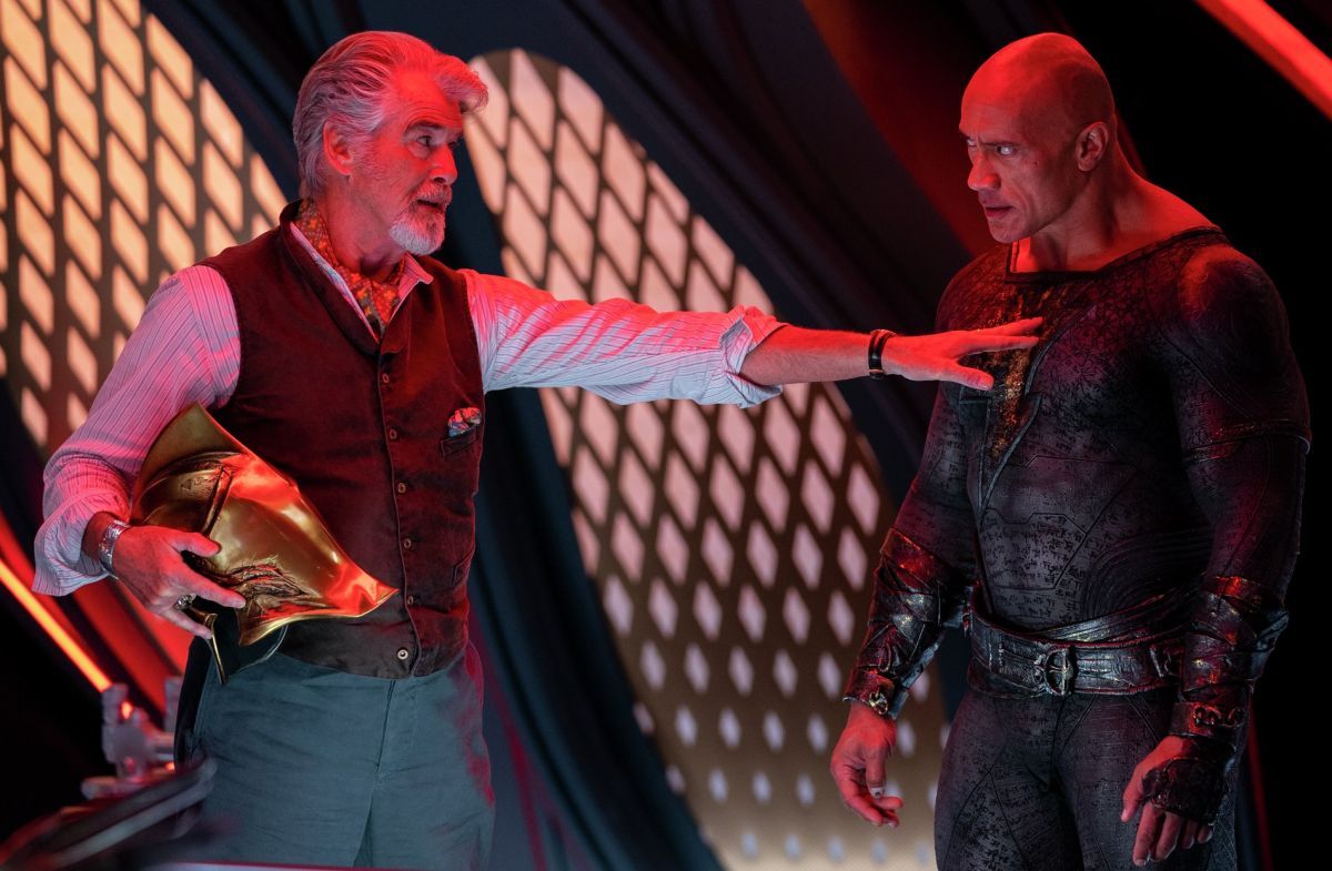 Crítica de "Black Adam":  Dwayne Johnson en la película que da origen al personaje de la historieta