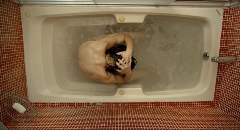 Crítica de “Huesera”, decepcionante incursión en el terror mexicano de Michelle Garza Cervera