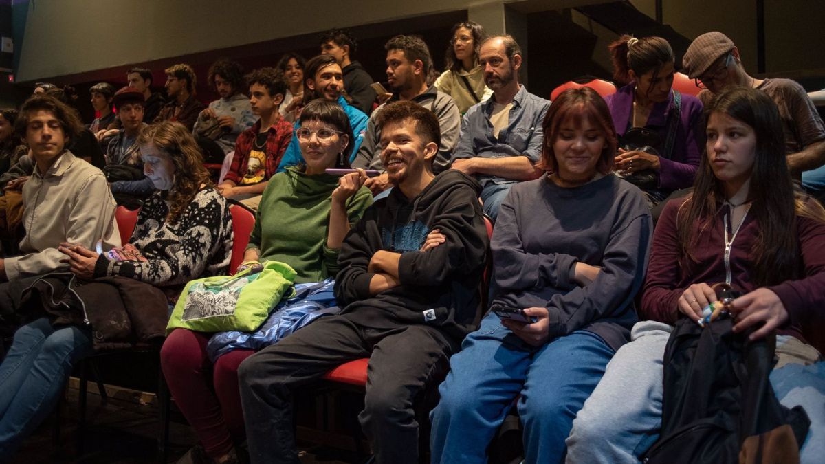 ¿Quién les enseñó a los estudiantes a crear su propio Festival de Cine?