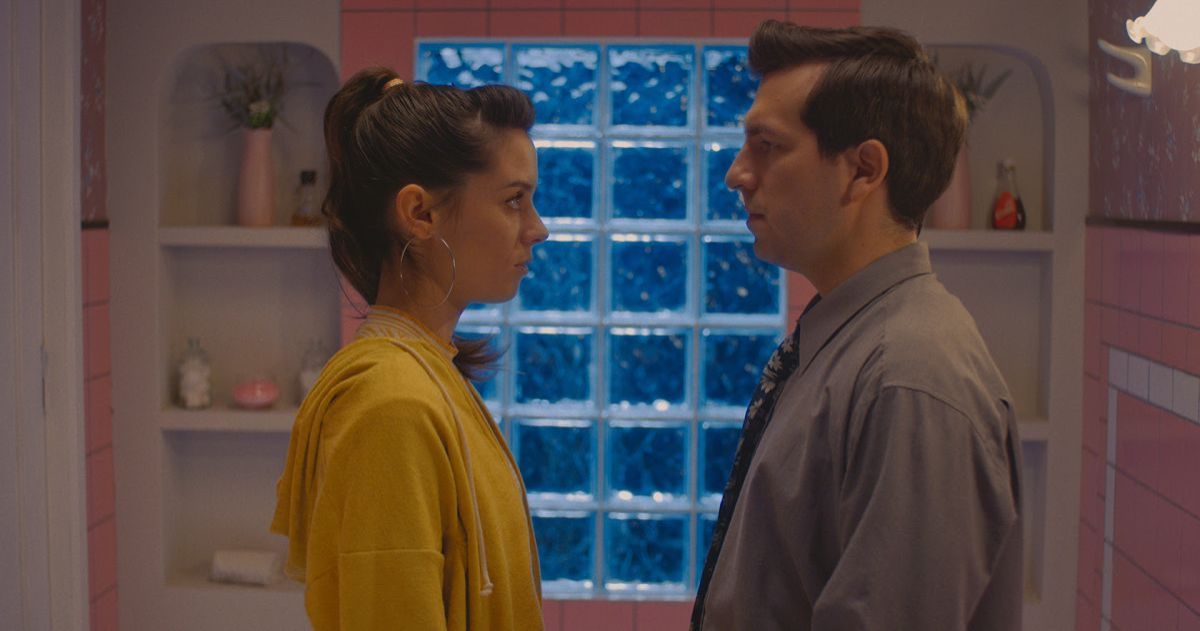 Crítica de "Los inoportunos", auspicioso debut del cordobés Ismael Zgaib en la comedia autoral