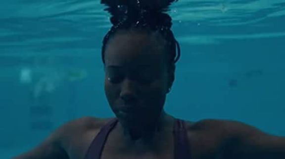 Crítica de “Nanny”, el film premiado en Sundance sobre las pesadillas de una inmigrante