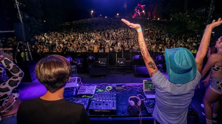 "Amor de verano" en el Recoleta y Plaza Francia