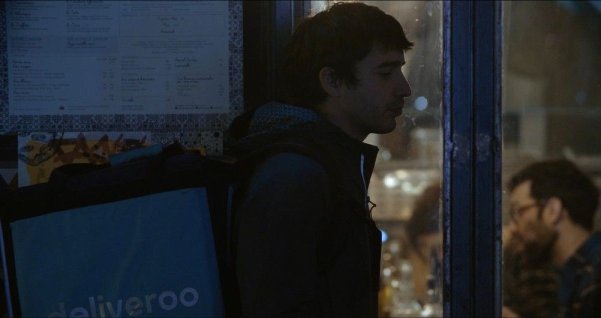 Crítica de "El mundo después de nosotros" y el tragicómico retrato de una juventud asolada por la precariedad