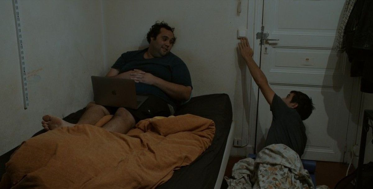 Crítica de "El mundo después de nosotros" y el tragicómico retrato de una juventud asolada por la precariedad