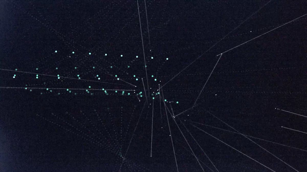 Crítica de "¿Qué hago en este mundo tan visual?", Manuel Embalse y un ensayo sobre la ceguera 