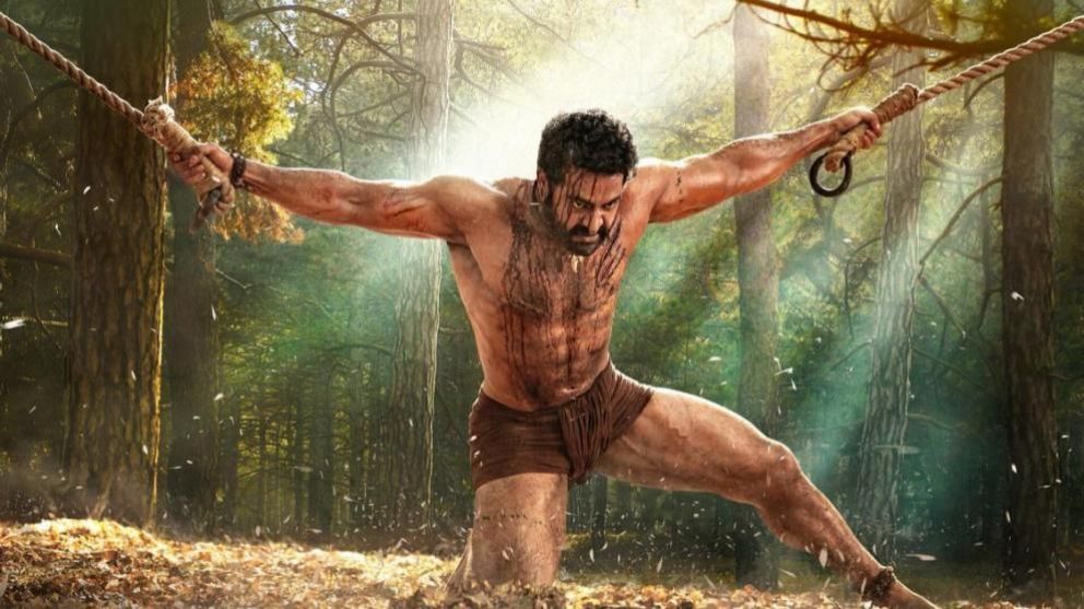 Crítica de “RRR”, Bollywood y la independencia India del imperio británico