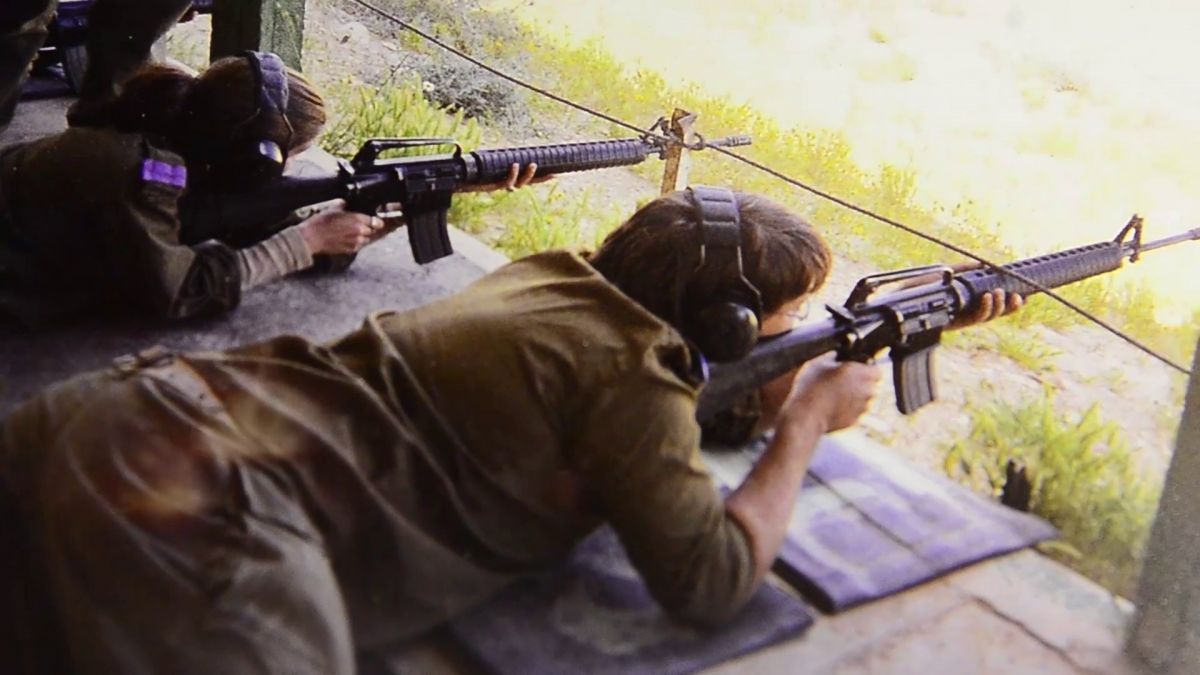 Crítica "Bajar, subir, bajar" o cómo huir del sionismo y no morir en el intento