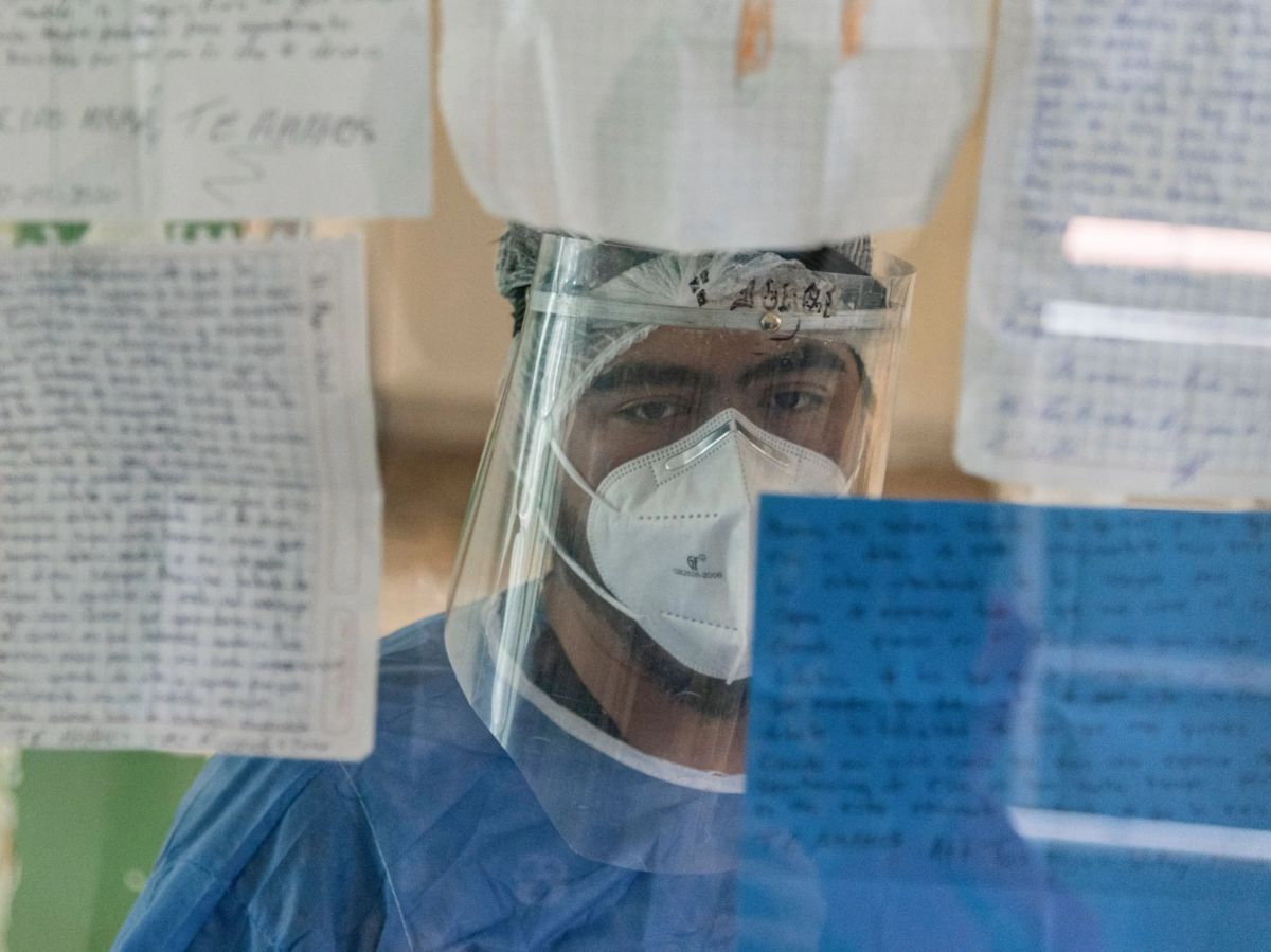 Crítica de "Cartas a Distancia", un documental epístolar de Juan Carlos Rulfo en tiempos de pandemia