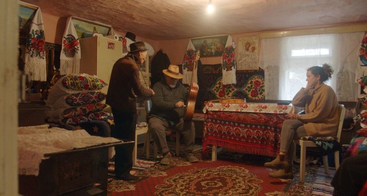 Crítica de "Adentro mío estoy bailando", Leandro Koch y Paloma Schachmann recuperan la identidad perdida