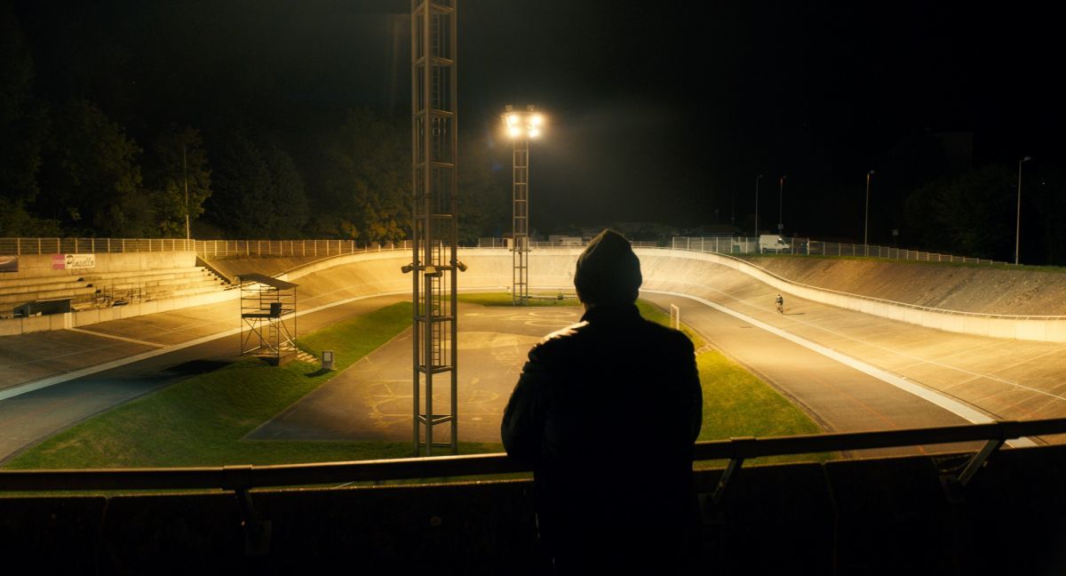 Crítica de “La noche del crimen”, un femicidio francés sin resolución