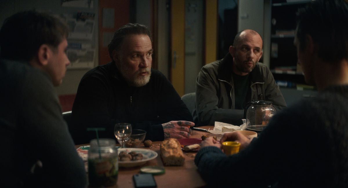 Crítica de “La noche del crimen”, un femicidio francés sin resolución