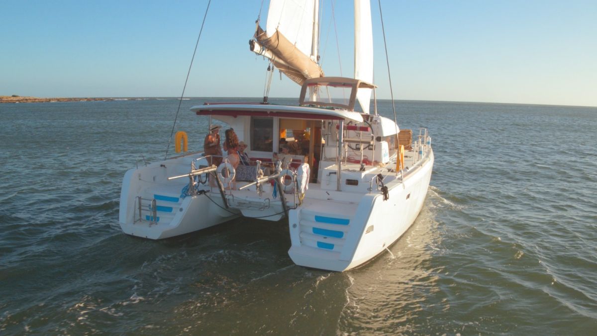 Crítica de “Asfixiados”, Leonardo Sbaraglia y Julieta Díaz en una película que naufraga