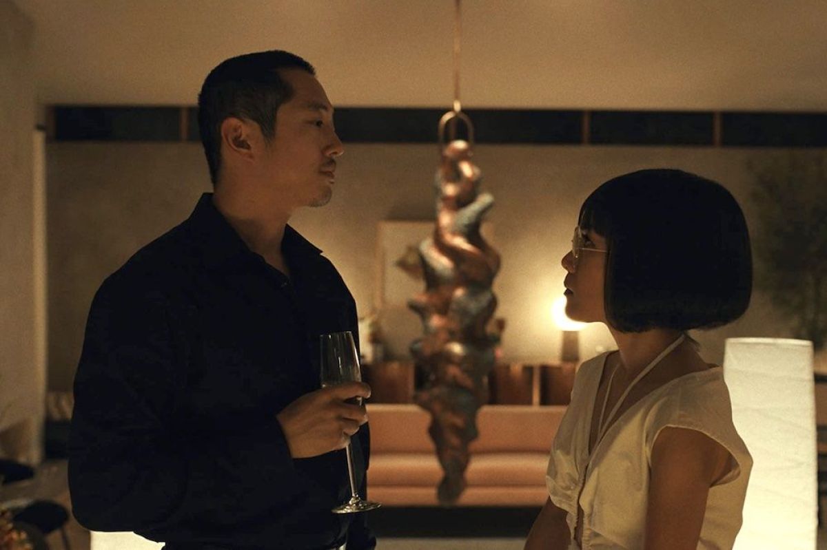 Crítica de "Bronca", la comedia negra producida por A24 de la que habla todo el mundo