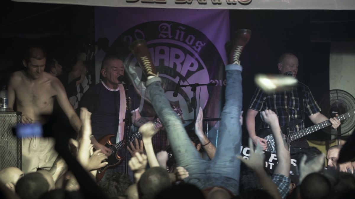 Crítica de "LCDB: El documental", Gastón Marín y el primer club antifascista de Latinoamérica