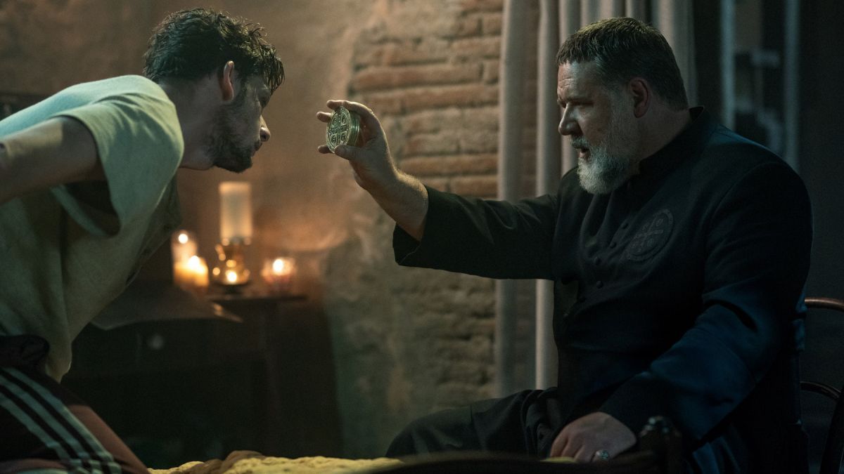 Crítica de “El exorcista del Papa”:  Russell Crowe contra el demonio