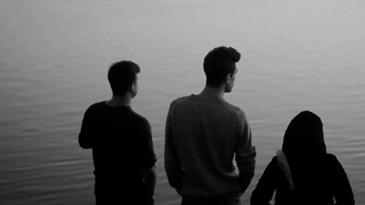 Crítica de "Amancay" y la cotidianidad noctámbula de la juventud urbana