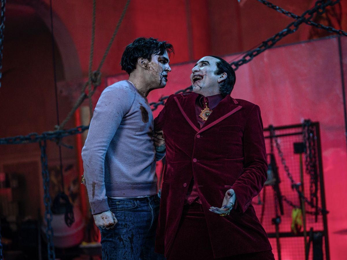 Crítica de "Renfield: Asistente de vampiro", Nicolas Cage y un Drácula con sabor a poco