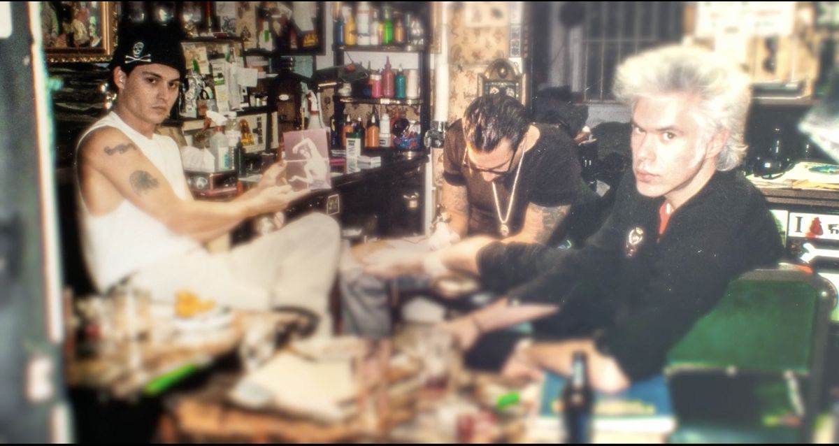 Crítica de "Scab Vendor", un retrato en primera persona de Jonathan Shaw, el icónico tatuador de las estrellas