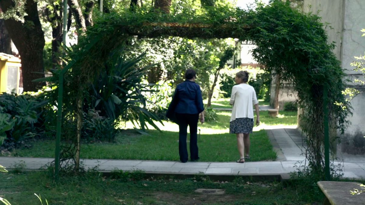 Crítica de "Retratos de Eugenia", un documental que aborda el arte y la memoria de Juan Manuel Repetto