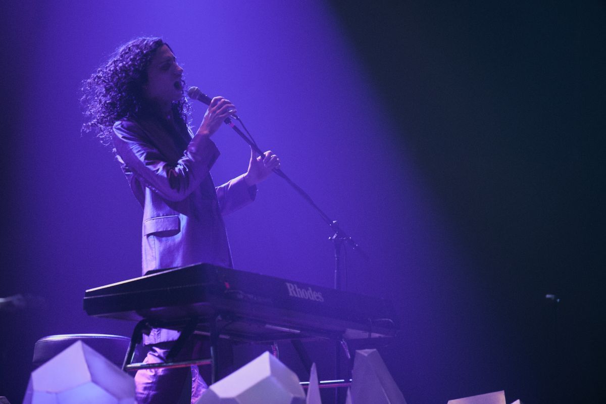 Gonzalo Tobal y la recreación de la vida de Fito Páez