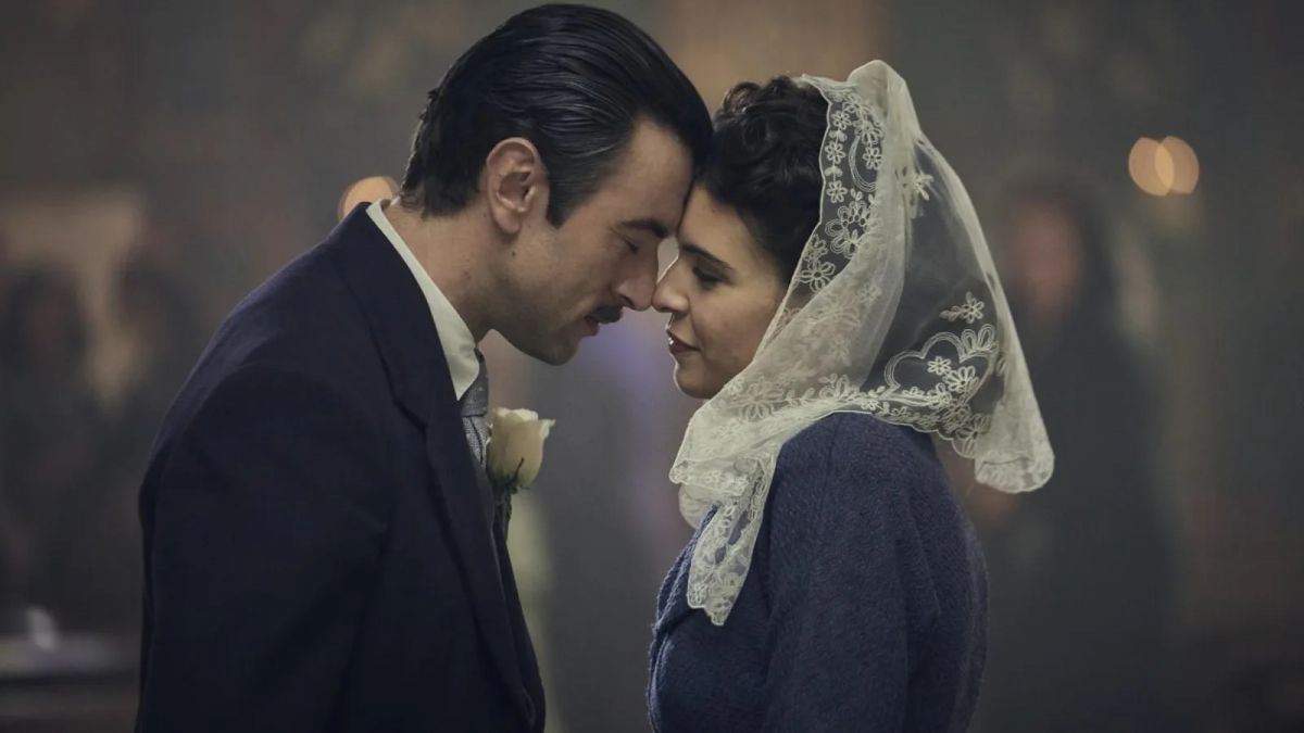 Crítica de "Los Pacientes del Doctor García", una adaptación emocionante de la novela de Almudena Grandes, llena de tensión y espionaje