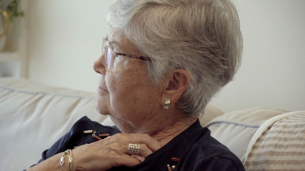 Crítica de “Cómo decirte que te quiero”, sobre los bebés robados por el franquismo