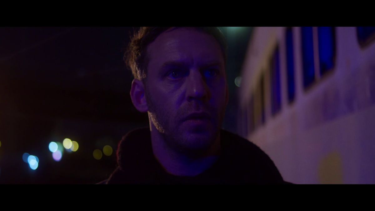 Crítica de "El siervo inútil", Fernando Lacolla entre la corrupción y la ambición desmedida