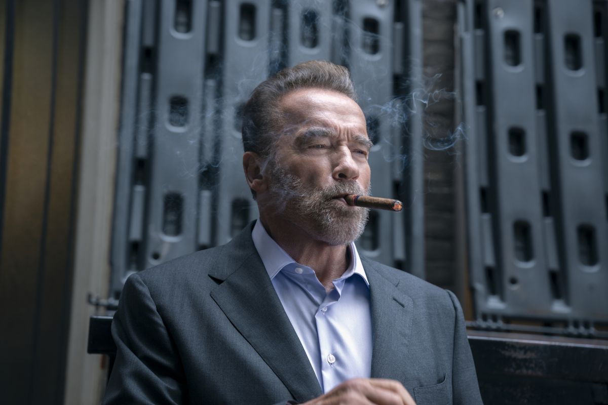 Crítica de “FUBAR”, Arnold Schwarzenegger y una parodia sin gracia