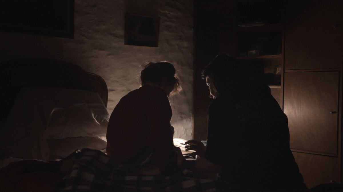 Crítica de "Nunca hizo tanto frío", sobre madres e hijas