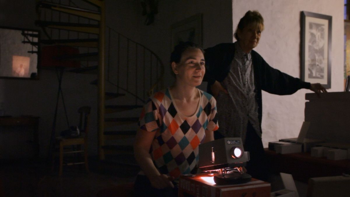 Crítica de "Nunca hizo tanto frío", sobre madres e hijas