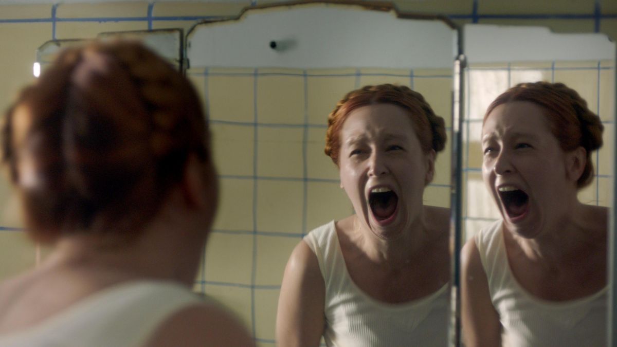 Crítica de "La bruja de Hitler", segunda ficción escrita y dirigida por Ernesto Ardito y Virna Molina