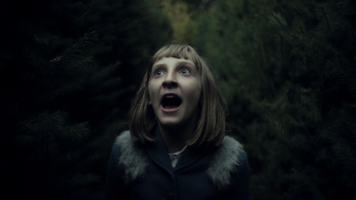 Crítica de "La bruja de Hitler", segunda ficción escrita y dirigida por Ernesto Ardito y Virna Molina