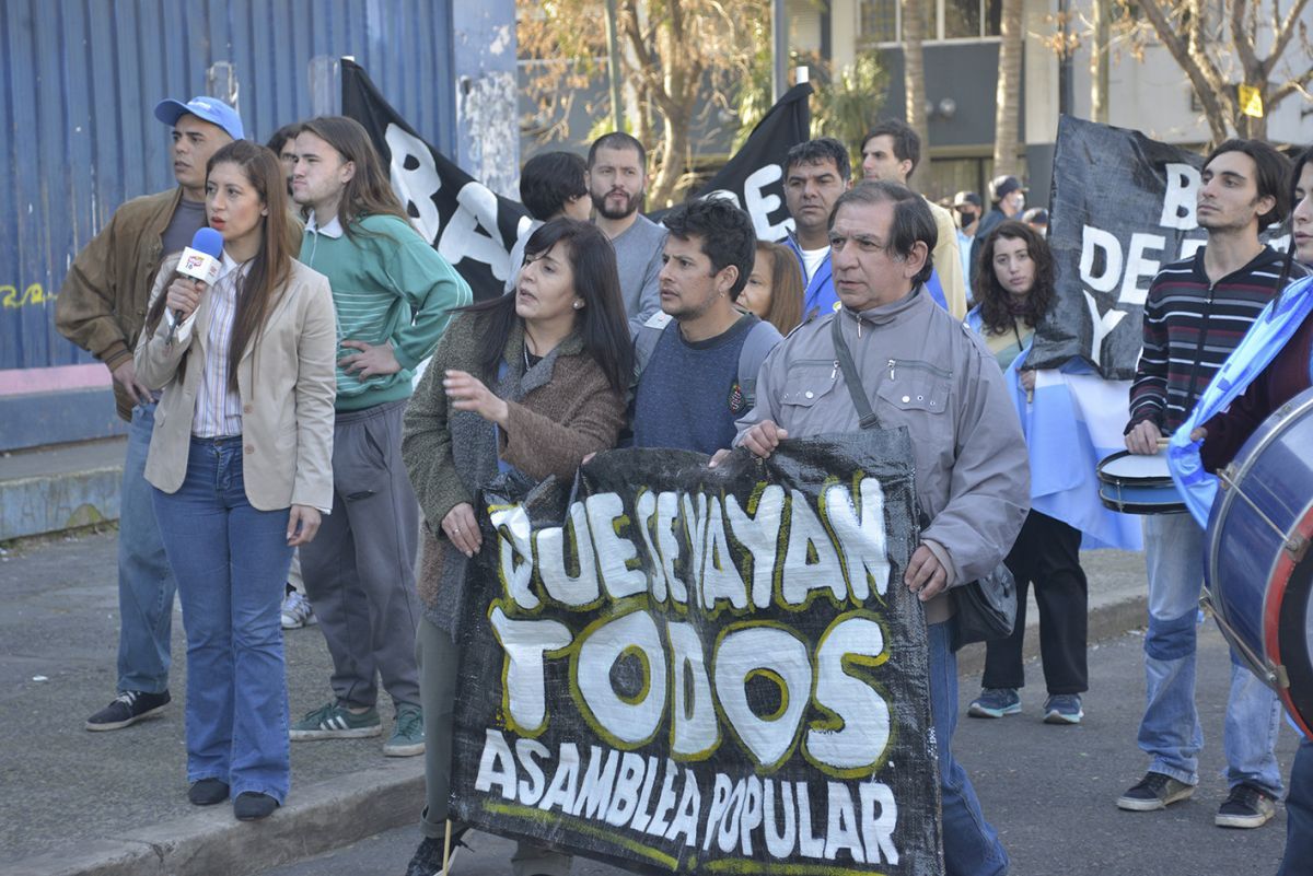 Crítica de “Diciembre 2001”, la serie de Benjamín Ávila sobre la crónica de la debacle Argentina