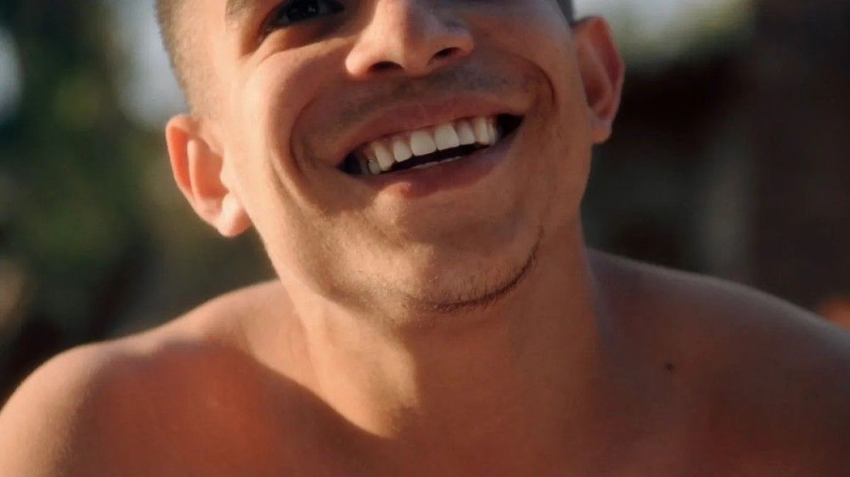 Critica de "La mala familia", Nacho A. Villar y Luis Rojo frente a la adversidad social