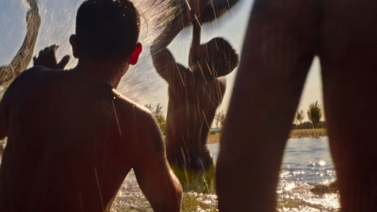 Critica de "La mala familia", Nacho A. Villar y Luis Rojo frente a la adversidad social