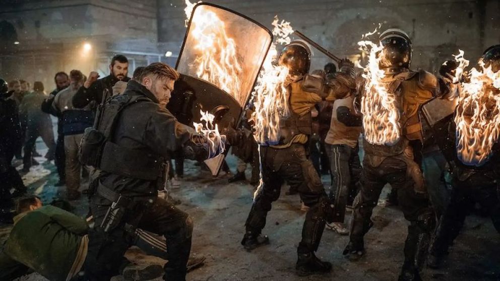 Crítica de "Misión de rescate 2", Chris Hemsworth regresa mucho más mercenario y humano que antes