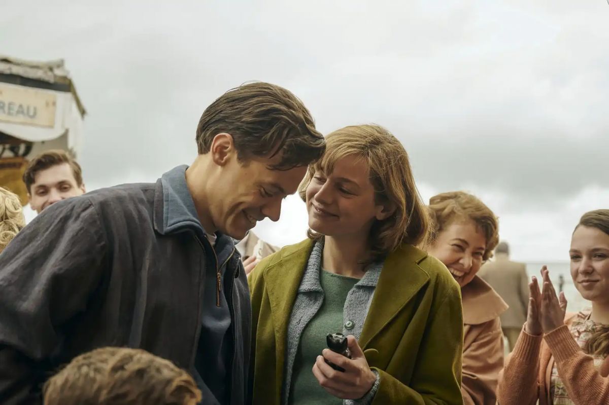 Critica de "My Policeman", Harry Styles en un aburrido triángulo gay