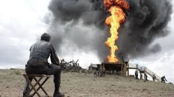 Crítica de “Petróleo sangriento”, Daniel Day-Lewis es el gran predicador