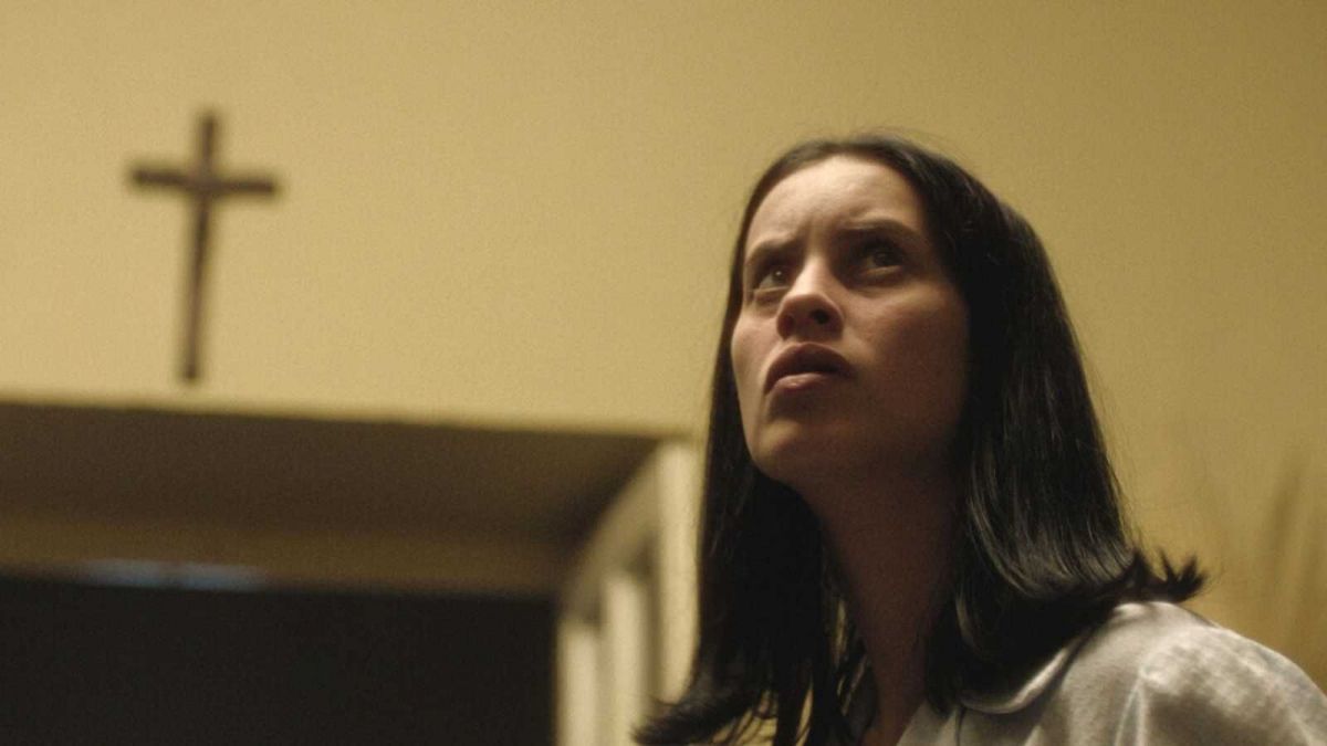 Crítica de "Tin y Tina", Milena Smit y Jaime Lorente en la inesperada sorpresa del cine español