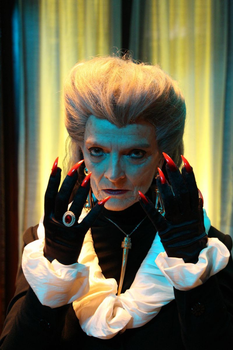 Crítica de “Juego de brujas”, los peligros de la realidad virtual