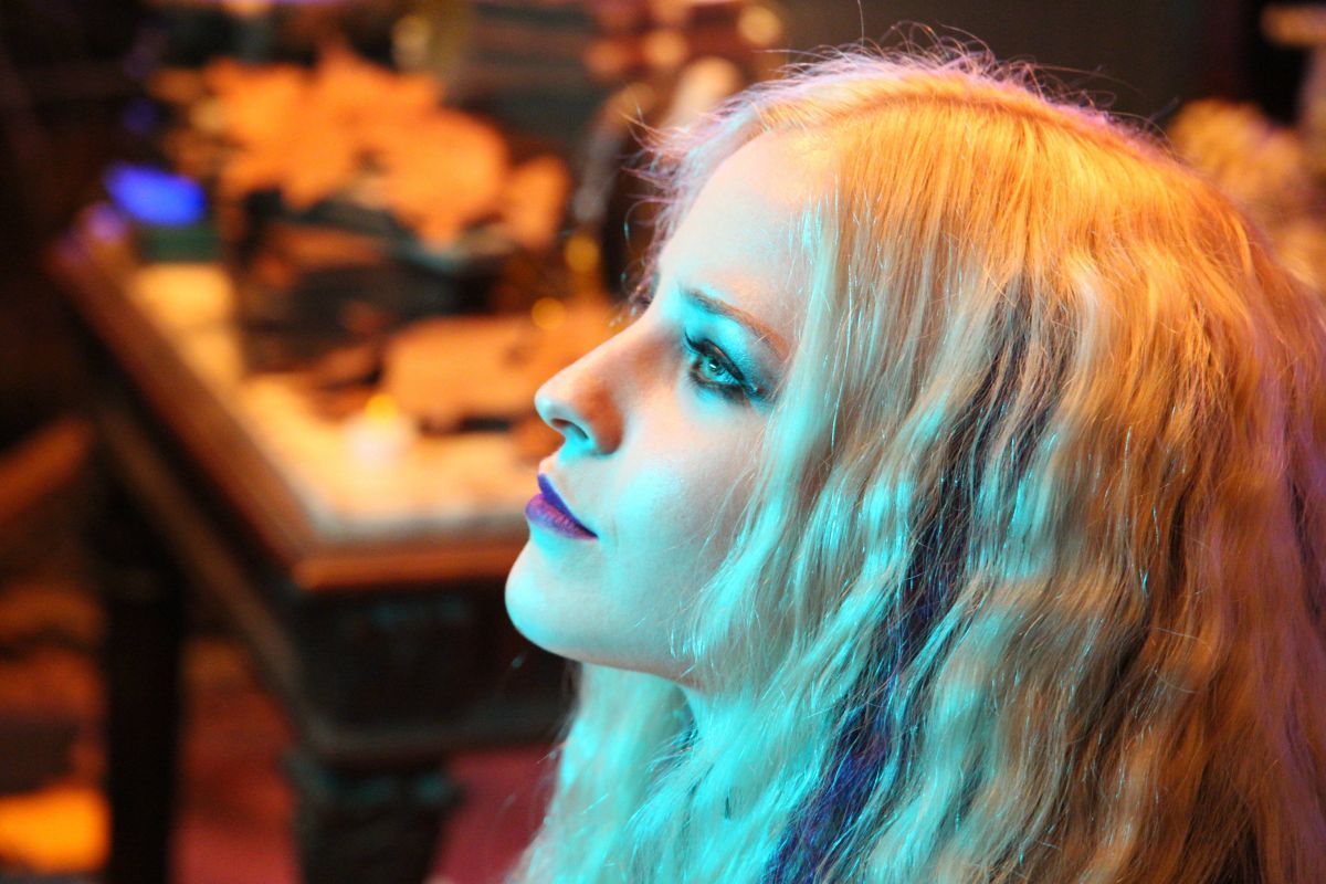 Crítica de “Juego de brujas”, los peligros de la realidad virtual