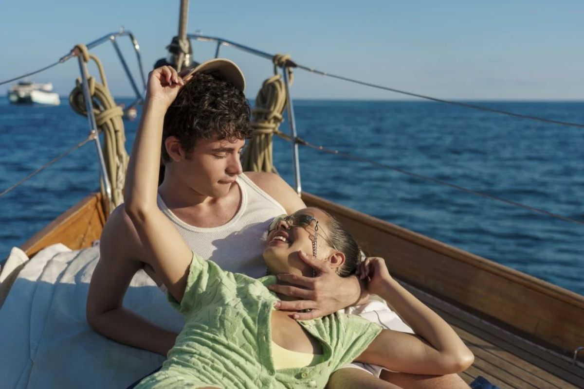 Crítica de "A través del mar", un naufragio en alta mar 